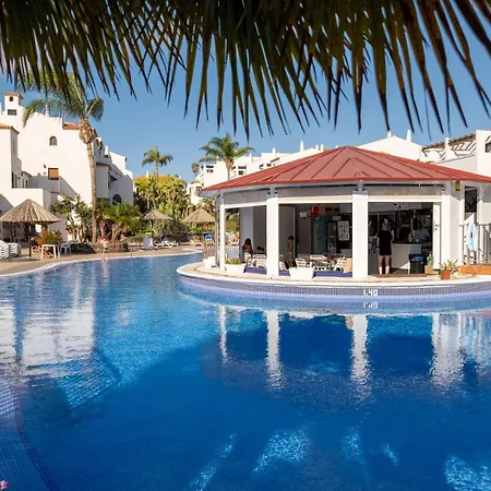 Amarilla Golf Fresa * San Miguel de Abona