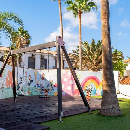 Amarilla Golf Fresa *